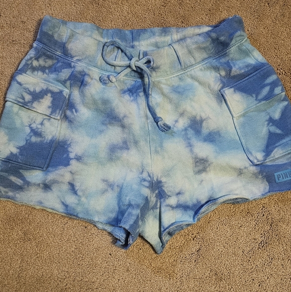 Shorts - Picture 1 of 2